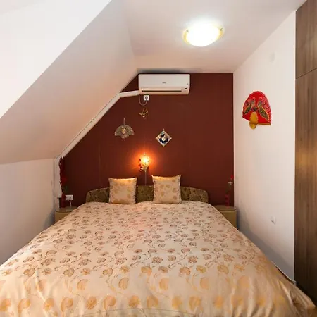 Penzion Guest Tivona 3*
